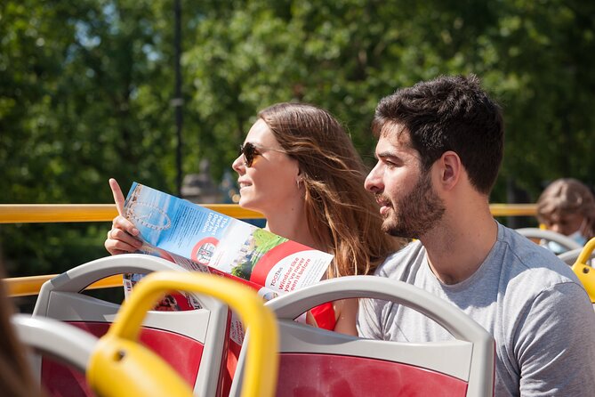London Tootbus Hop-on Hop-off (Optional Thames Cruise) - Waiting times, diversions, and London’s real-world traffic