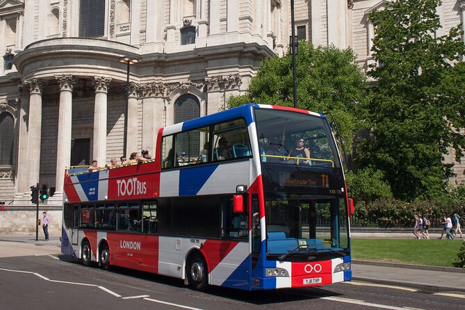 London Tootbus Hop-on Hop-off (Optional Thames Cruise) - Route one: Westminster, the City, and the Tower