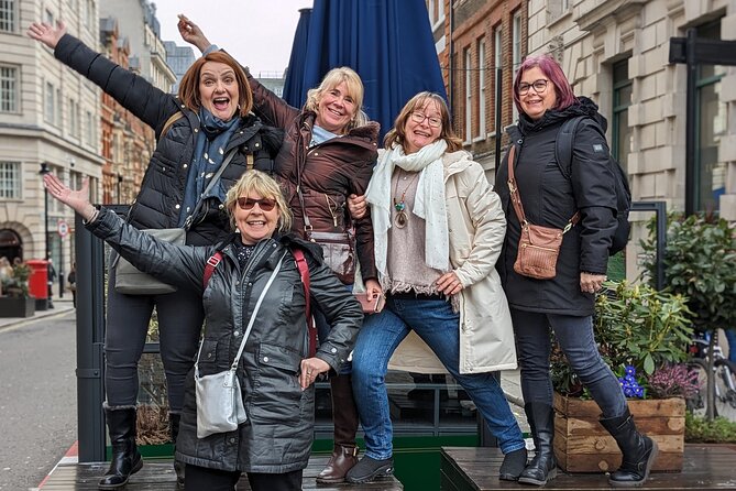 LONDON Westminster Private Walking Tour fully flexible - Buckingham Palace, Queen Victoria, and royal stories