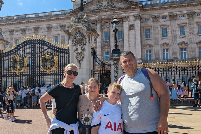 LONDON Westminster Private Walking Tour fully flexible - St James’s Park and London’s royal green spaces