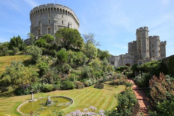 London, Windsor Castle, Hampton Court Palace with Free Snack Pack - Who should book this day trip?