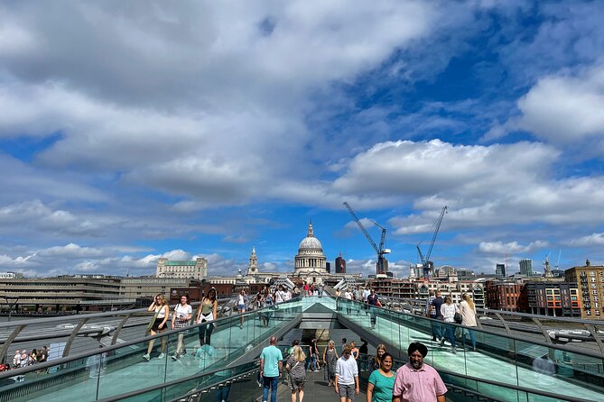 London Witches and History Walking Tour - Finishing at St. Paul’s Cathedral