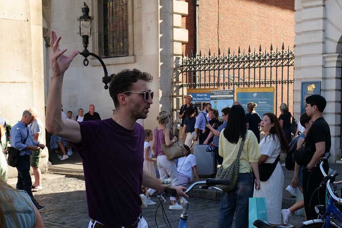 Love London Bike Tour - Chinatown and the West End challenge
