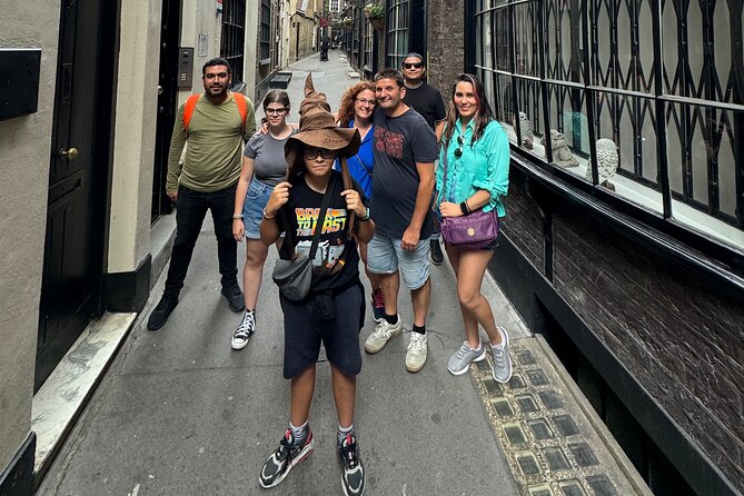 Magical Harry Potter tour in Spanish, ! You choose the option! - Leicester Square and film premiere memories