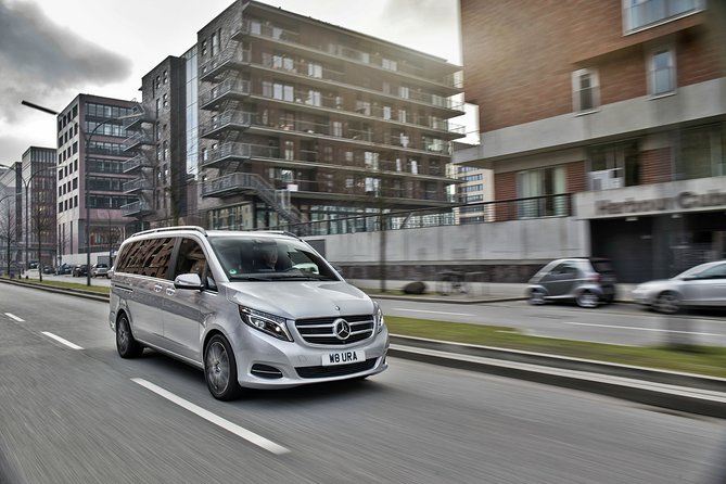 Nottinghamshire to London Heathrow Airport (LHR) Luxury Transfers - A private ride instead of a chain of connections