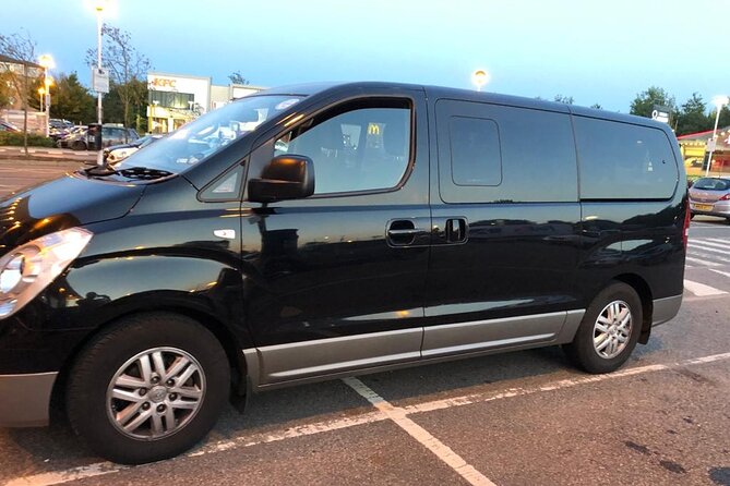 One Way Taxi Transfer from Heathrow Airport to City Airport - Flight tracking and the 60-minute waiting window