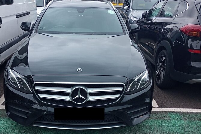 One Way Taxi Transfer from Heathrow Airport to London - The weak point is communication at the airport