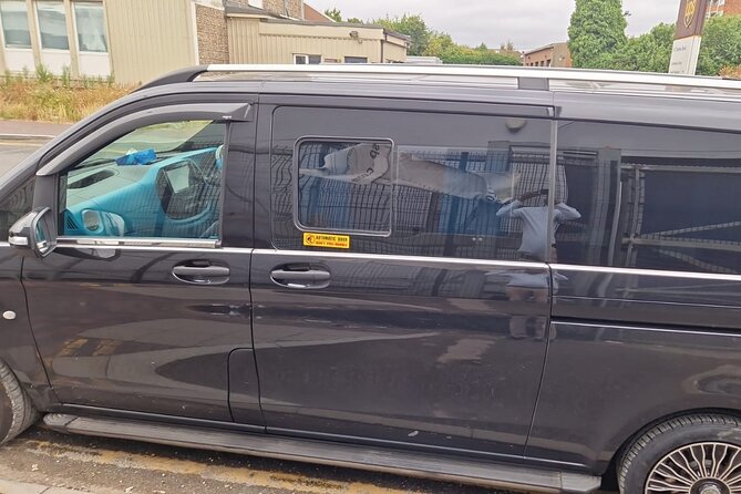One Way Taxi Transfer from London Luton Airport to London City - Price: best for a small group