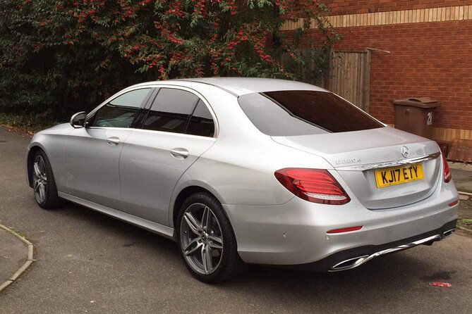 One Way Taxi Transfer from London to Stansted Airport - Reaching Stansted with luggage