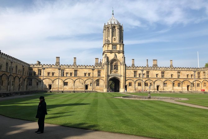 Oxford and Blenheim Palace Private Car with Driver Guide - Timing, traffic, and how to prepare