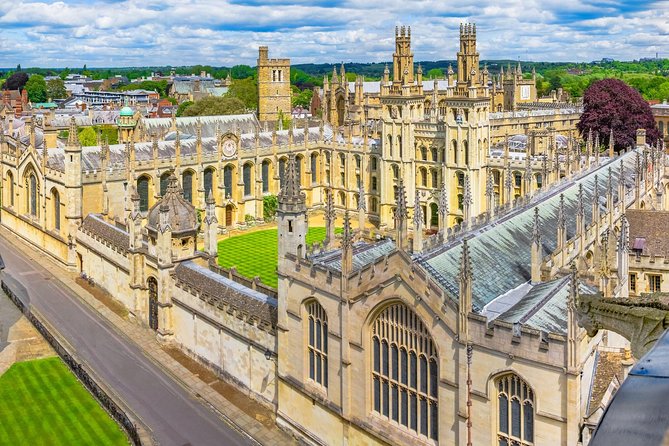 Oxford and Cambridge Universities Guided Day Trip from London - Guide quality and group communication