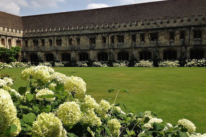 Oxford, Shakespeare Country & Warwick castle private Tour - Three famous English stops from one London pickup