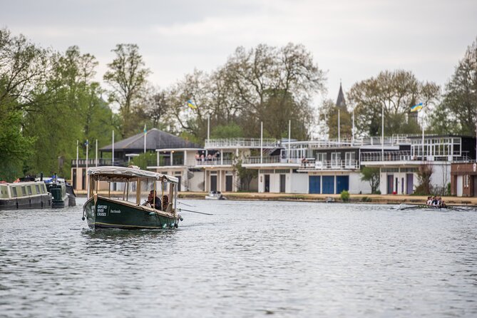 Oxford Sightseeing River Cruise Along The University Regatta Course - Starting at Folly Bridge