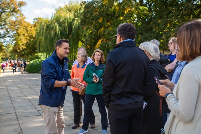 Oxford University Walking Tour With University Alumni Guide - The Divinity School and the Harry Potter connection