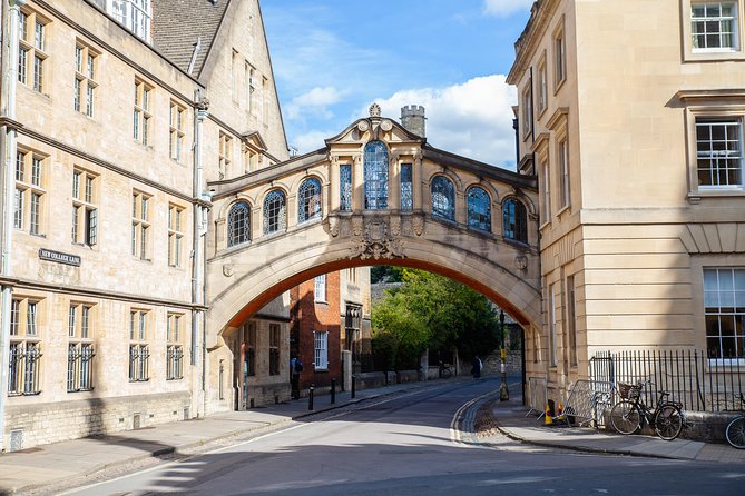 Oxford University Walking Tour With University Alumni Guide - Radcliffe Camera, Trinity College, and All Souls