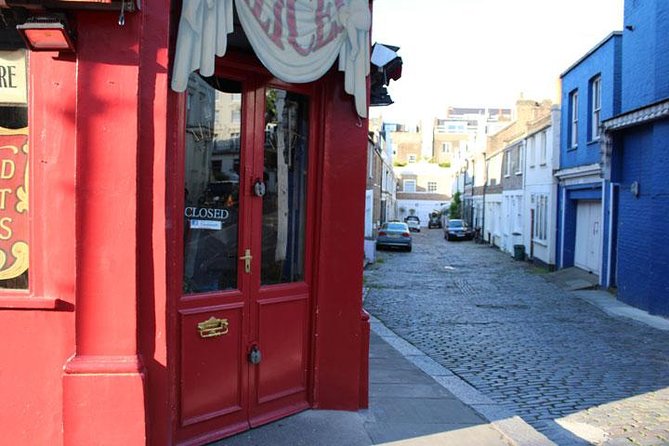 Paddington Bear Walking Tour - What the guide adds to the Paddington story