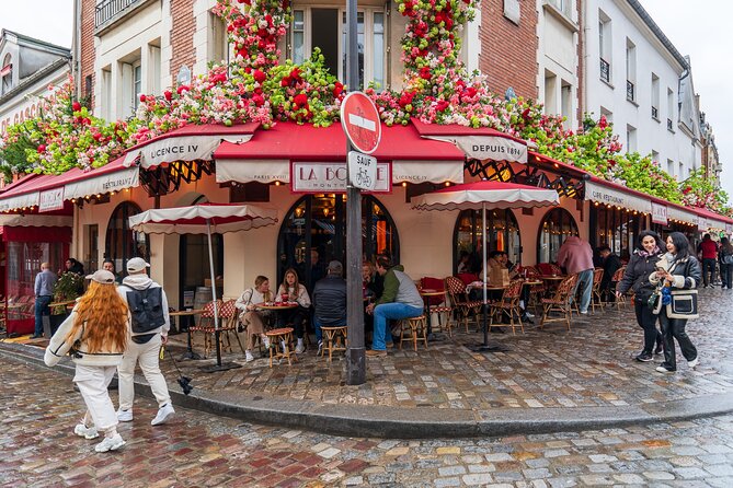 Paris Explorer Rail Tour from London with Paris Sightseeing Bus - Gare du Nord and the first Paris decision