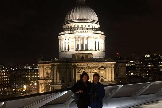 Private 2-Hour Night Tour of London in an Iconic Black Cab - Tate Modern and Blackfriars Bridge