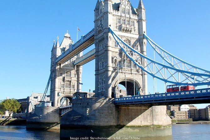 Private 3-hour Tour of The Iconic Tower of London & Tower Bridge - The 42-metre walkway and glass floor