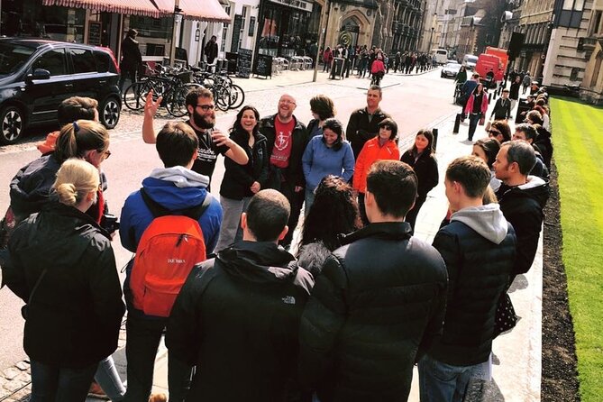 Private | Cambridge Walk & Punt Tour by Alumni™ & King's Chapel - Senate House and Cambridges Formal Traditions