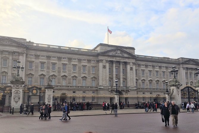 Private Custom Walking Tour: Half Day Sightseeing Tour of London - What the example route tells you