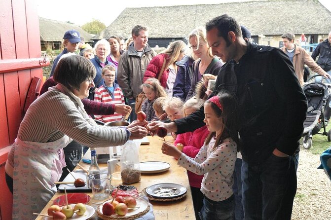 Private Day in the Cotswolds Tour - Lunch at the Swan Inn