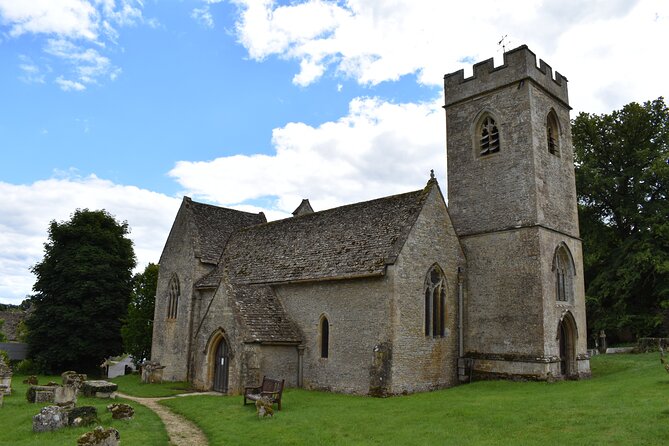 Private Day in the Cotswolds Tour - Burford High Street and Cotswolds shopping