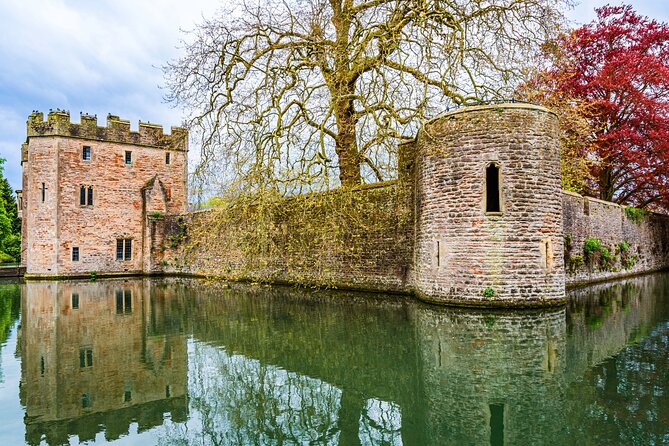 Private Day Tour from Bath to Glastonbury and Wells with Pickup - Climbing Glastonbury Tor for the Somerset views