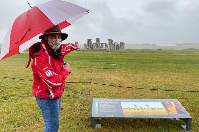 Private Day Tour to Stonehenge and Glastonbury - Guides Oz and Will shape the day