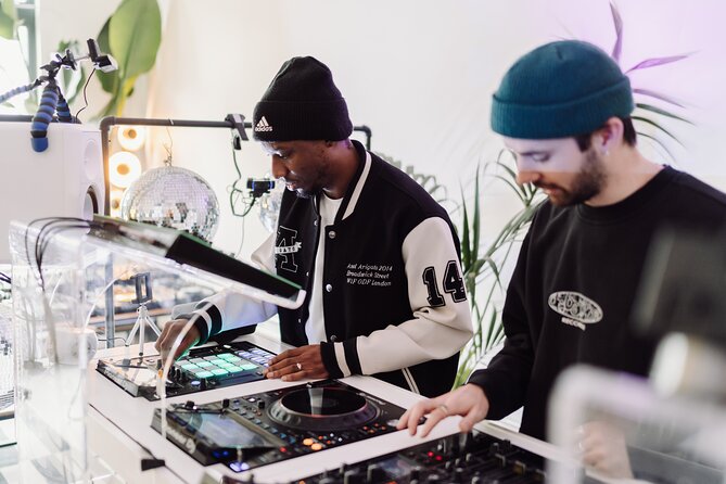 Private DJ Class - Why the private format matters