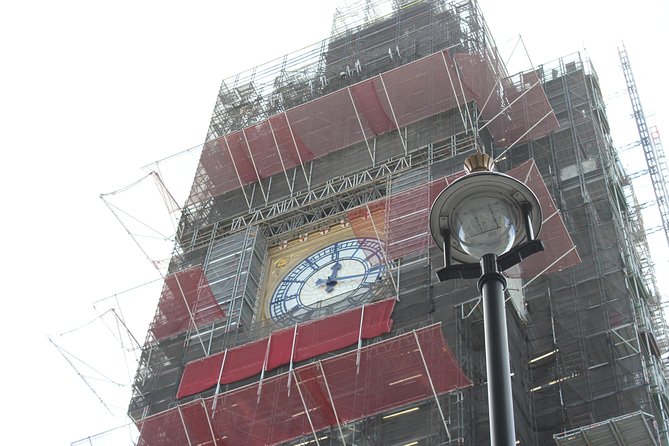 Private Doctor Who Walking Tour of London - St James’s Park and the Royal links