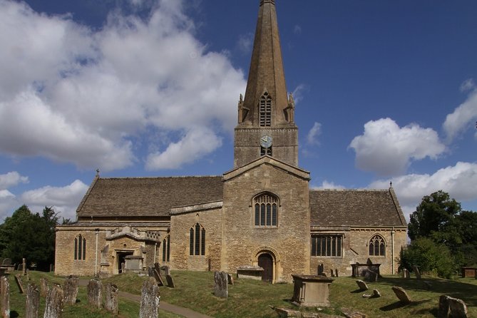 Private Downton Abbey Tour, including Bampton, Cogges Farm, and Highclere - Time, food, and practical trade-offs