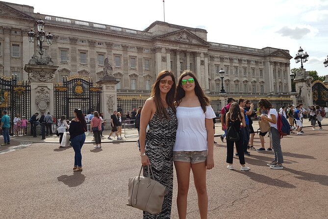 Private Full-Day London Tour by Foot & Public Transport - Tower Bridge and the Tower of London