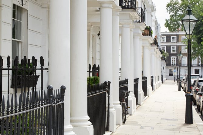 Private Guided Tour of Historic Chelsea - Chelsea’s riverside atmosphere and the final bridge