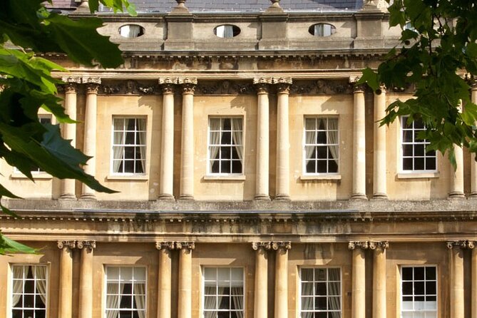 Private Guided Tour of Jane Austen's Bath - The Circus and the shape of Georgian ambition