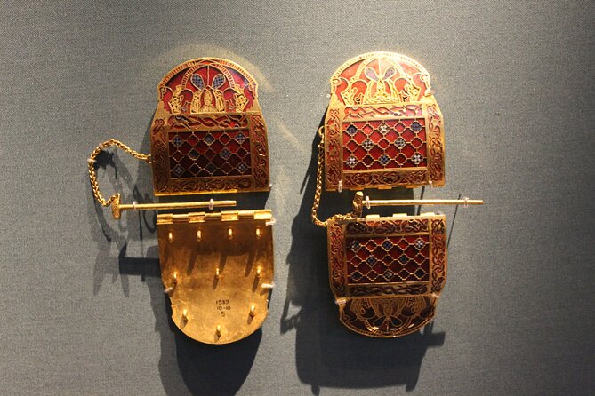 Private Guided Tour of the British Museum - Rome, technology, armor, and gold