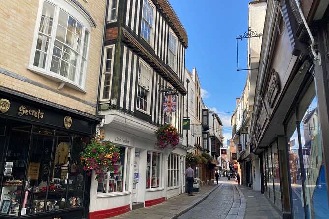 Private Guided Walking Tour of Canterbury - A smart first look at Canterbury