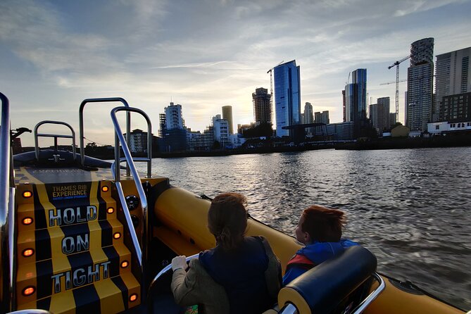 PRIVATE HIRE SPEEDBOAT 'THAMES BARRIER EXPERIENCE - 70 minutes from Embankment - Reaching the Thames Barrier