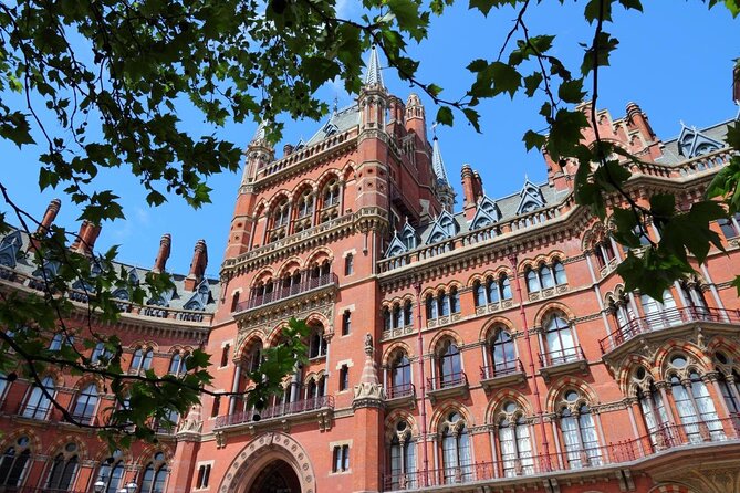 Private London Arrival Transfer - St. Pancras Eurostar Station to Accommodation - A 30-minute ride, depending on London traffic