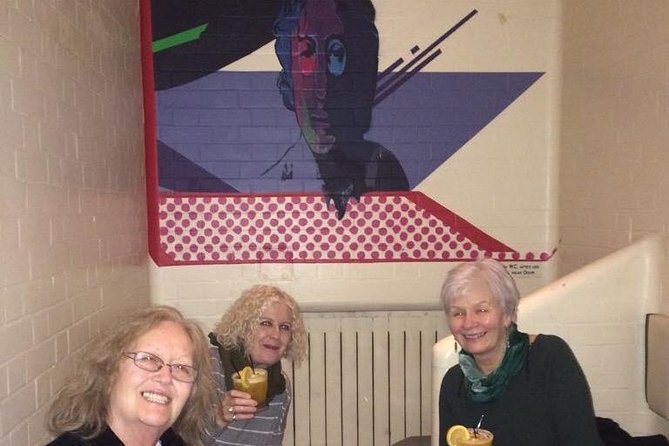 Private London Beatlemania Tour in an Iconic Black Cab - From Chelsea to Buckingham Palace