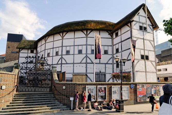 Private London Kickstart City Tour - London Bridge, Borough Market, and the Thames