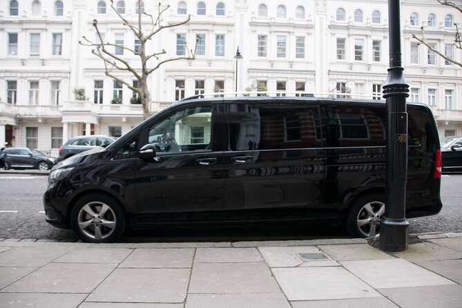 Private London Transfer - Airport to Airport - Heathrow / Gatwick - Choose the vehicle around your party and bags