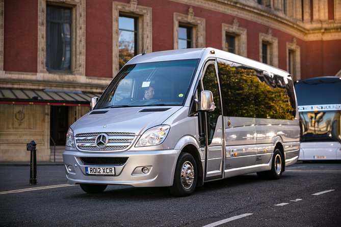 Private Minibus Transfer: Luton Airport to Central London - A simple start after a long flight