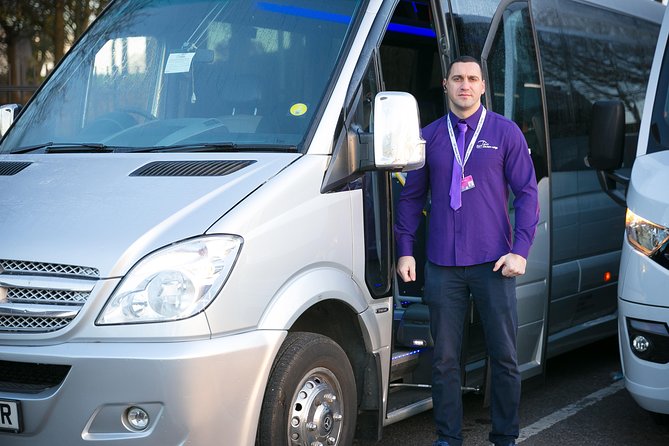 Private Minibus Transfer: Luton Airport to Central London - The vehicle and luggage question