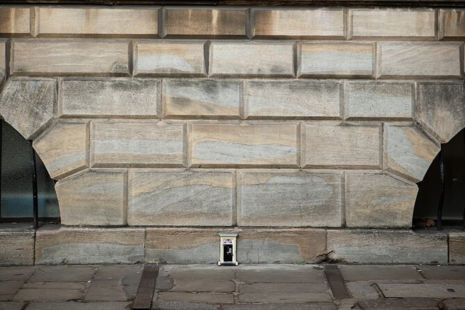 Private Self-Guided Dinky Door Hunt in Cambridge - From Trinity Street to All Saints Garden