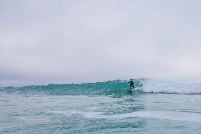 Private Surfing Lesson - Coaching for beginners and stronger surfers