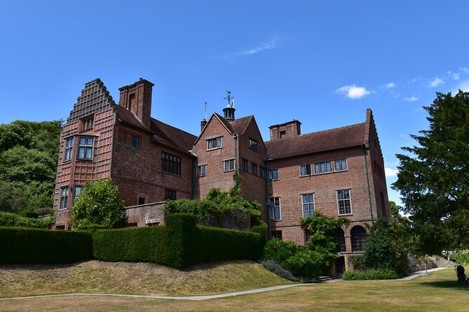 Private Taxi Transfer to Chartwell, Home To Sir Winston Churchill - The studio and the creative Churchill