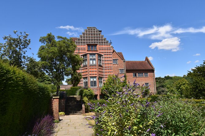 Private Taxi Transfer to Chartwell, Home To Sir Winston Churchill - Four hours for gardens, views, and lunch