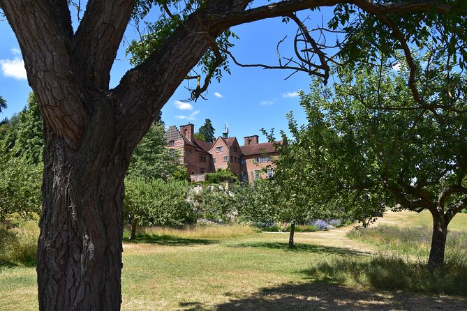Private Taxi Transfer to Chartwell, Home To Sir Winston Churchill - Who will get the most from this experience?
