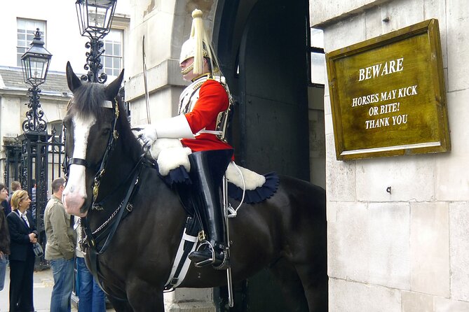 Private Tour: Black Taxi Tour of London - Price and value for a private group of six